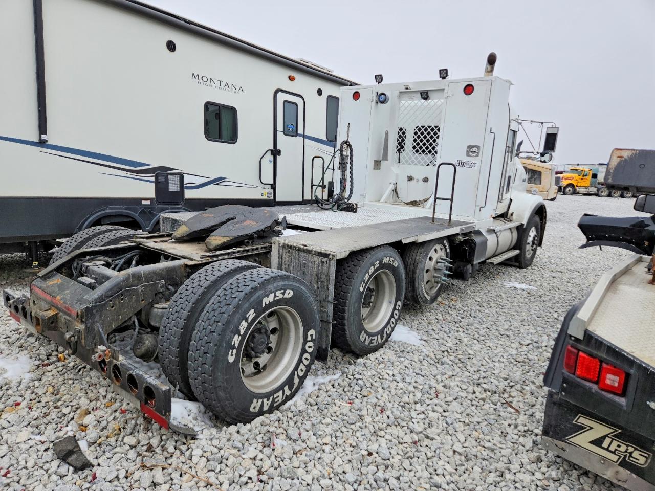 2020 Kenworth T880 Semi Truck
