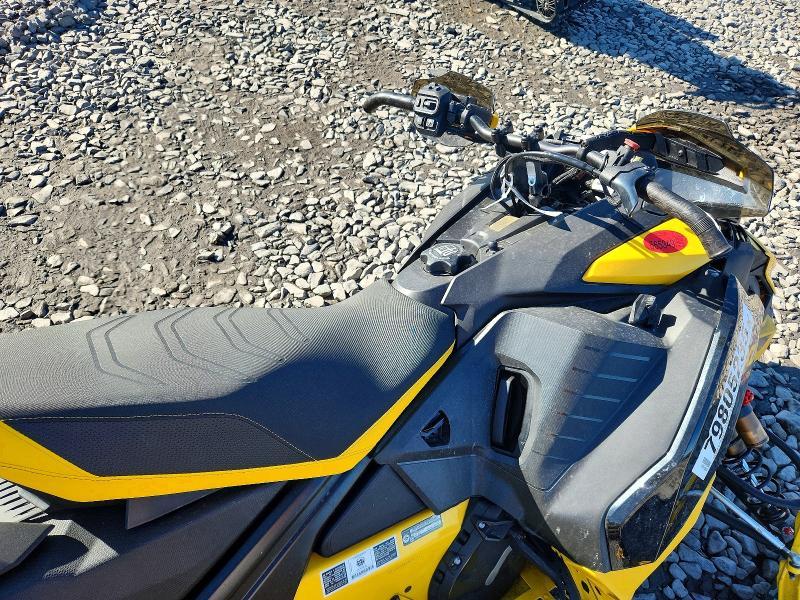 2024 Skidoo Mx z X-rs Models