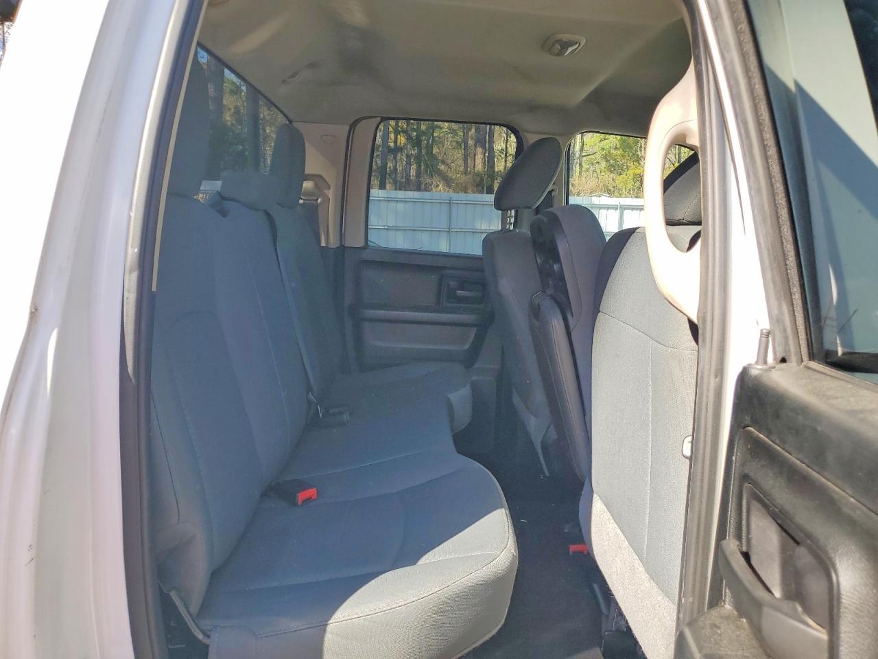 2018 Dodge RAM 1500 ST