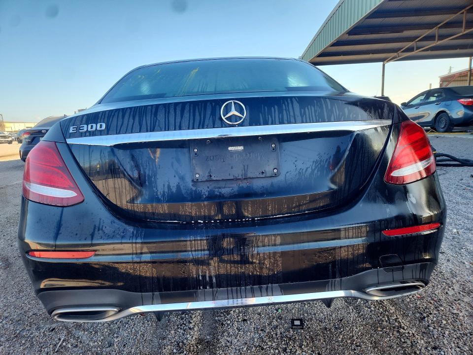 2019 Mercedes-Benz E 300