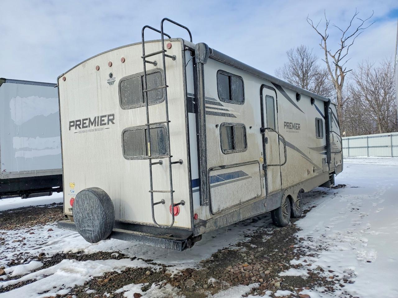 2021 Keystone Premier Camper