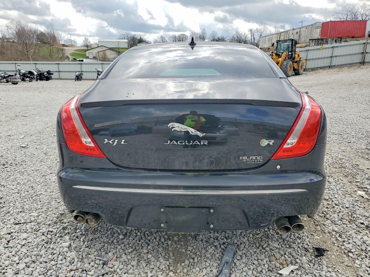 2014 Jaguar XJR