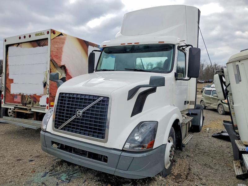 2018 Volvo VN VNL