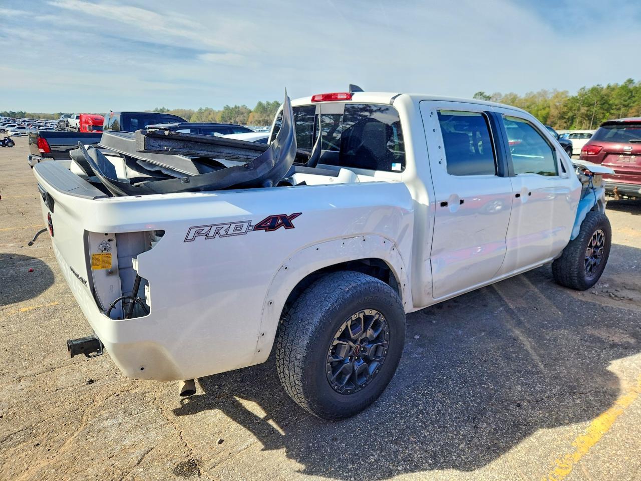 2023 Nissan Frontier PRO-4X