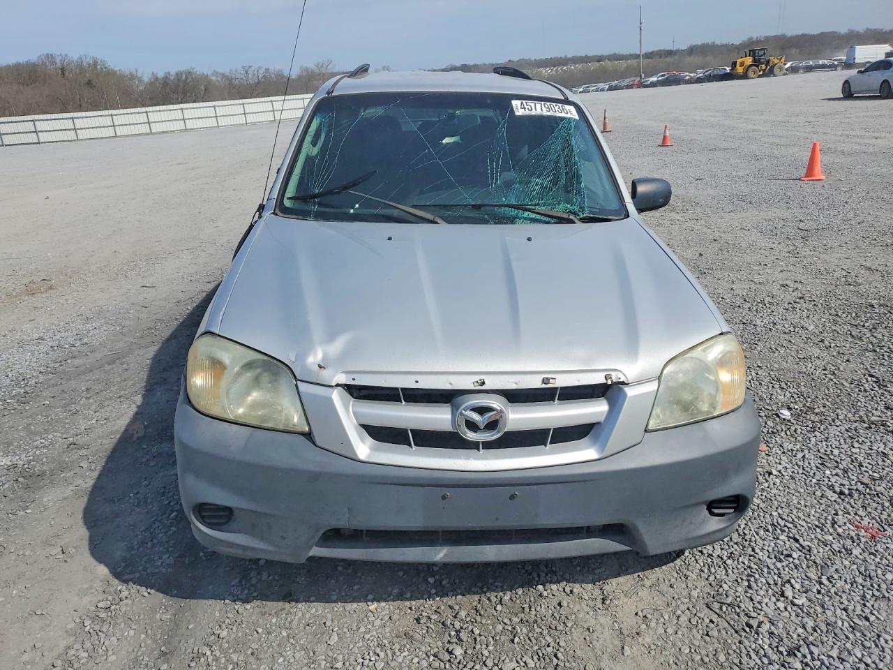 2005 Mazda Tribute i