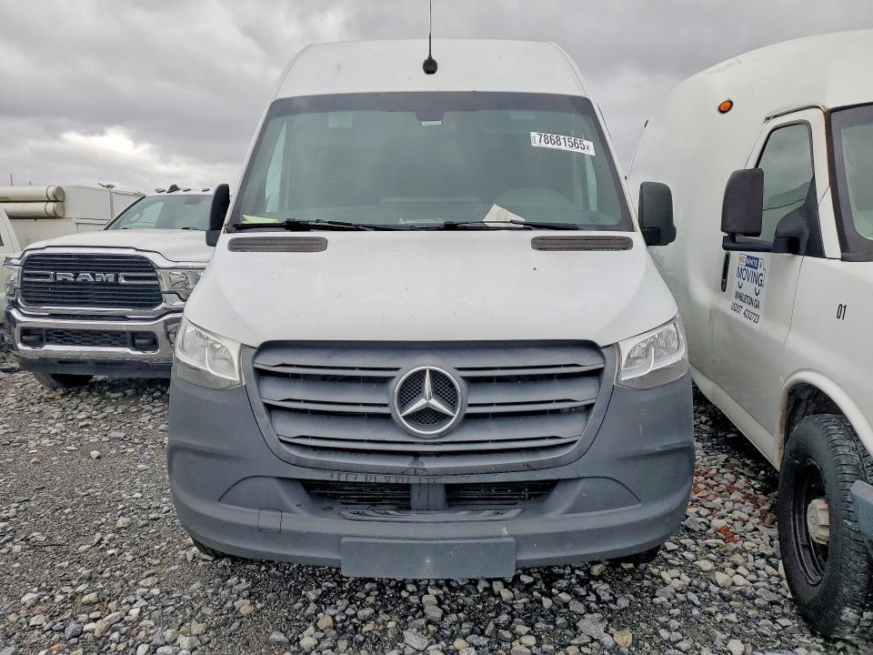 2021 Mercedes-Benz Sprinter 2500 Delivery van
