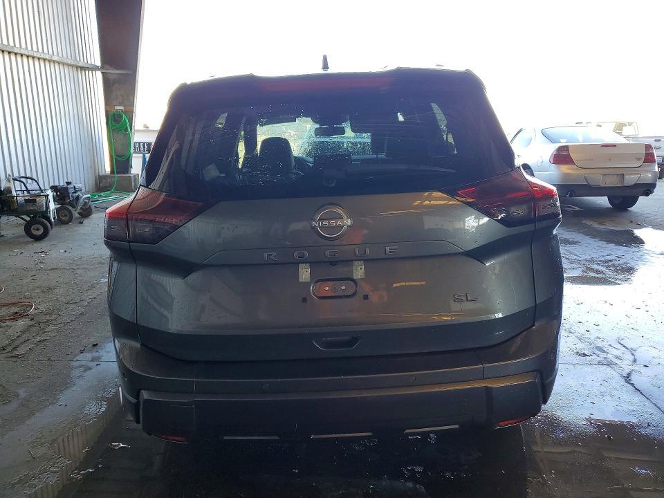 2026 Nissan Rogue sl