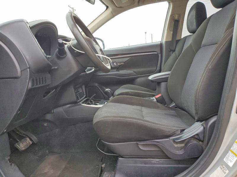 2019 Mitsubishi Outlander es