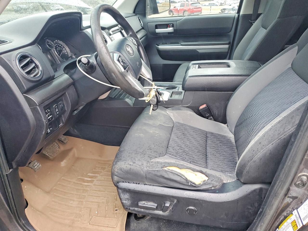 2014 Toyota Tundra SR5