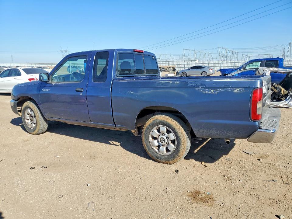 2000 Nissan Frontier xe