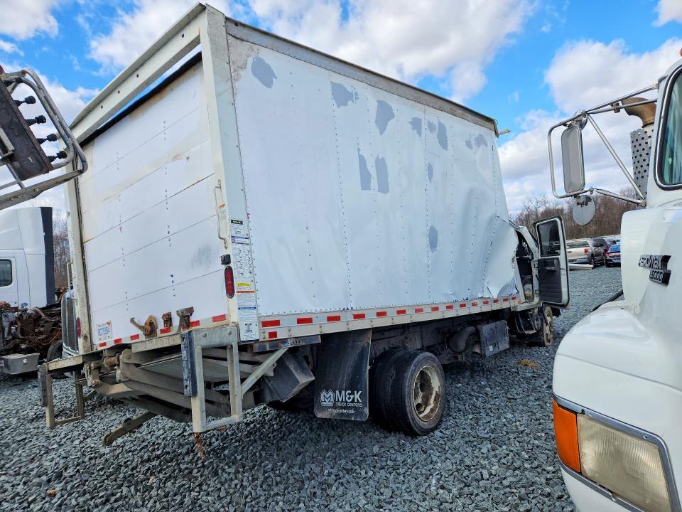 2021 Isuzu NRR BOX Truck
