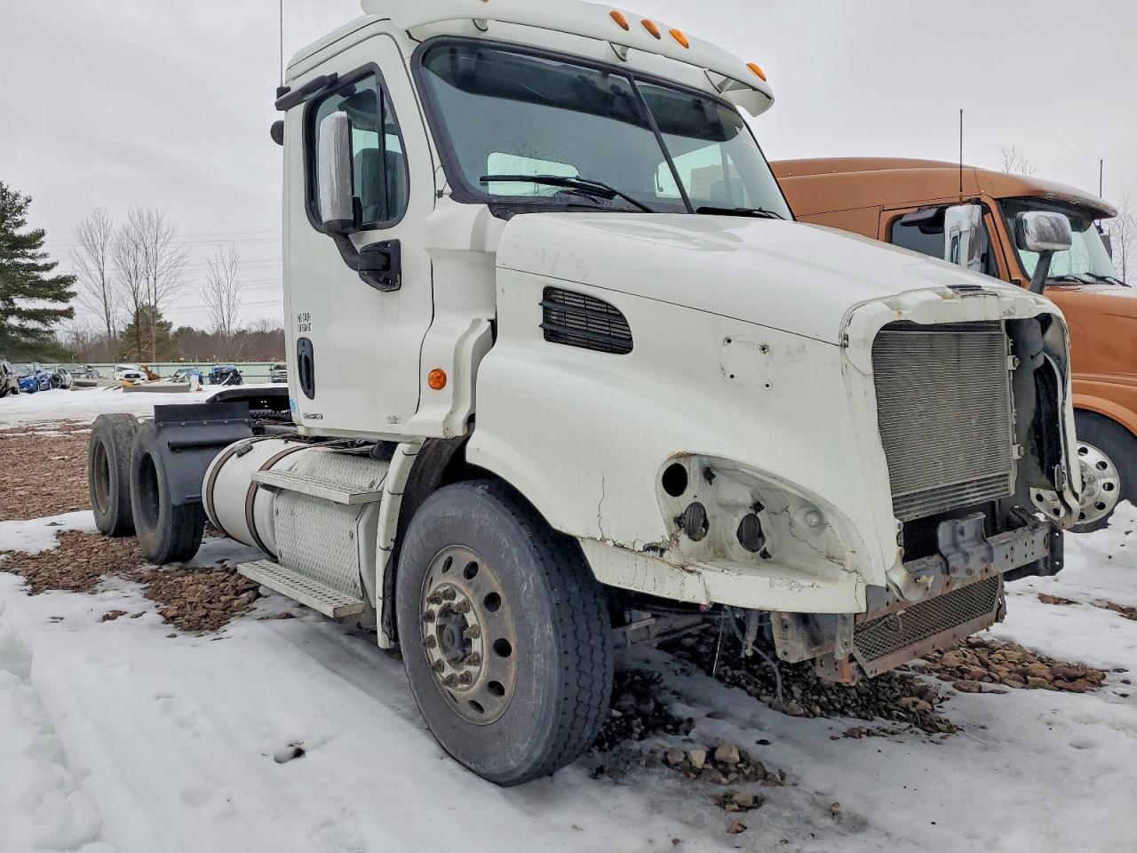 2012 Freigliner 2012 Freightliner Cascadia Semi Truck