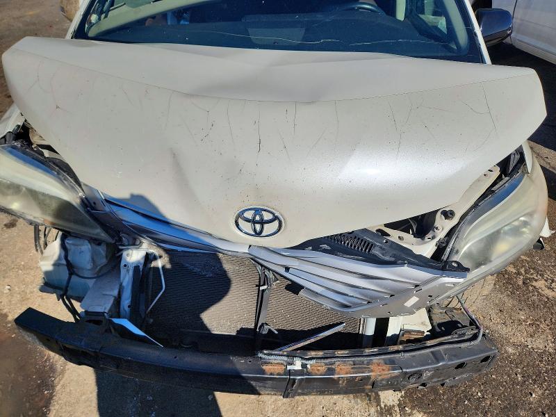 2016 Toyota Sienna Limited Premium 7-passenger