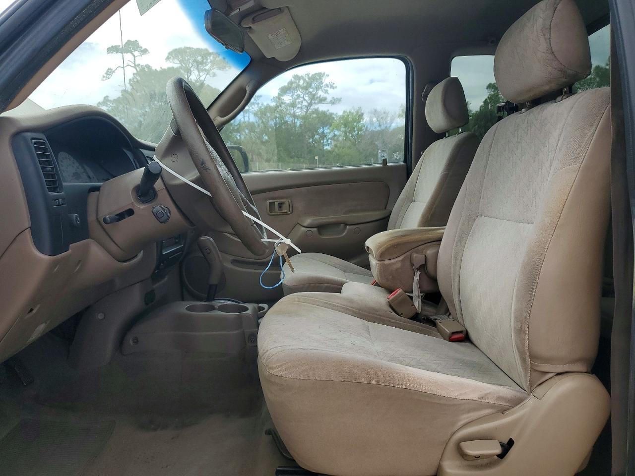 2001 Toyota Tacoma Base