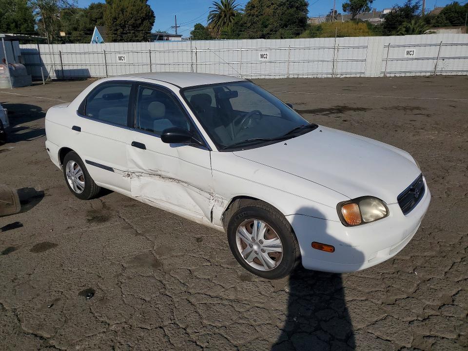 2000 Suzuki Esteem gl