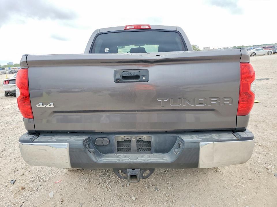 2015 Toyota Tundra SR5