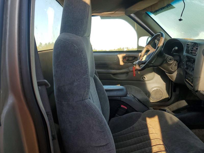 2003 Chevrolet S Truck S10