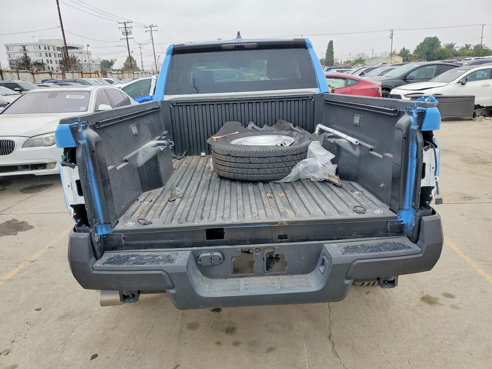 2025 Toyota Tacoma SR