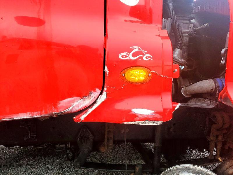 2009 Freigliner 2009 Freightliner Cascadia Semi Truck