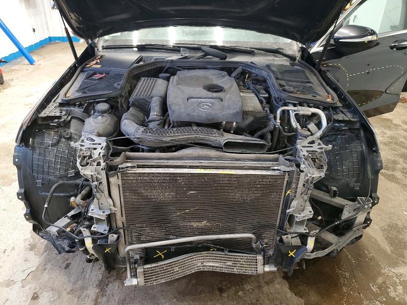 2015 Mercedes-Benz 300 c