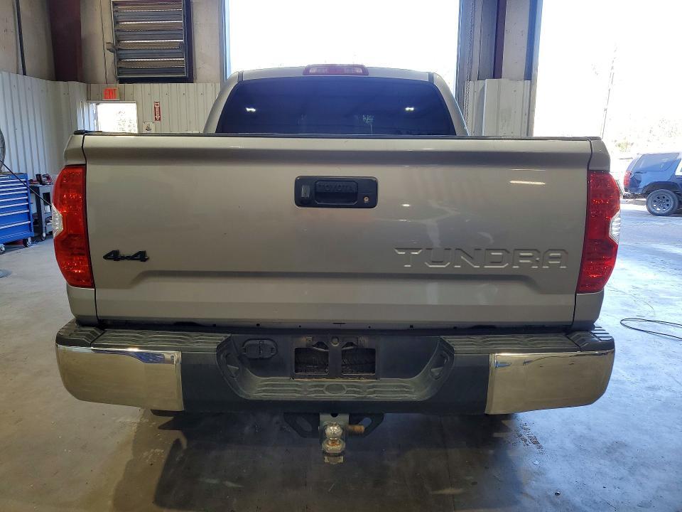 2017 Toyota Tundra SR5