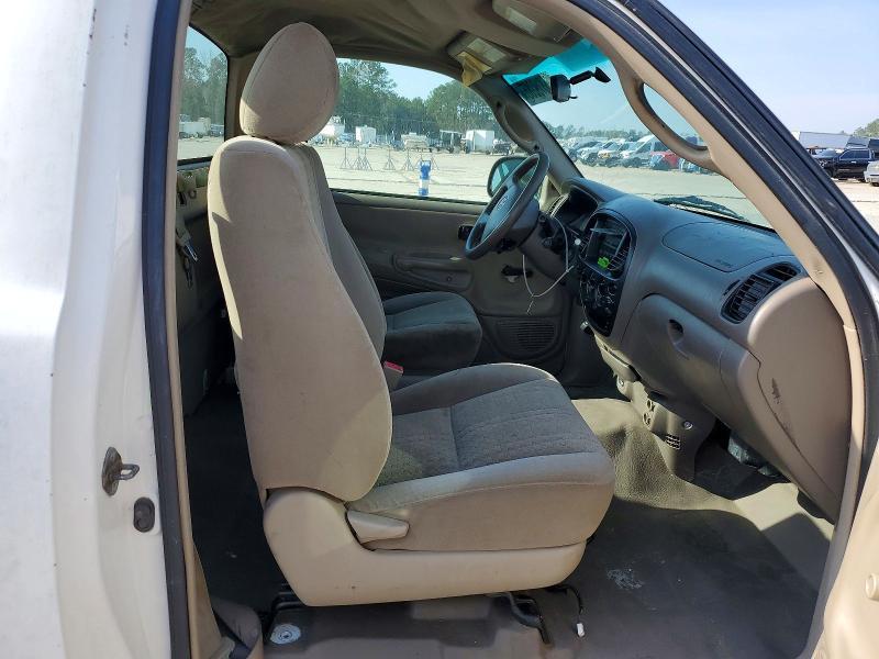 2005 Toyota Tundra Base