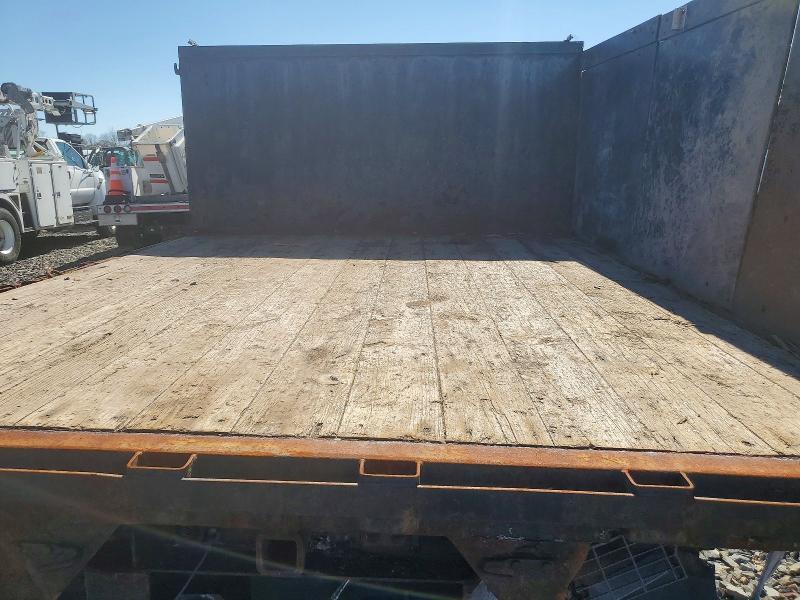 2015 Ford F450 Super Duty Flatbed Truck