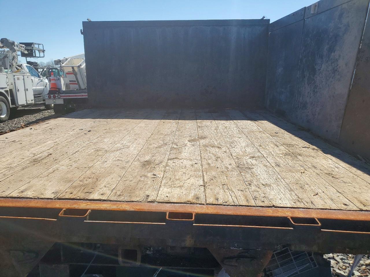 2015 Ford F450 Super Duty Flatbed Truck