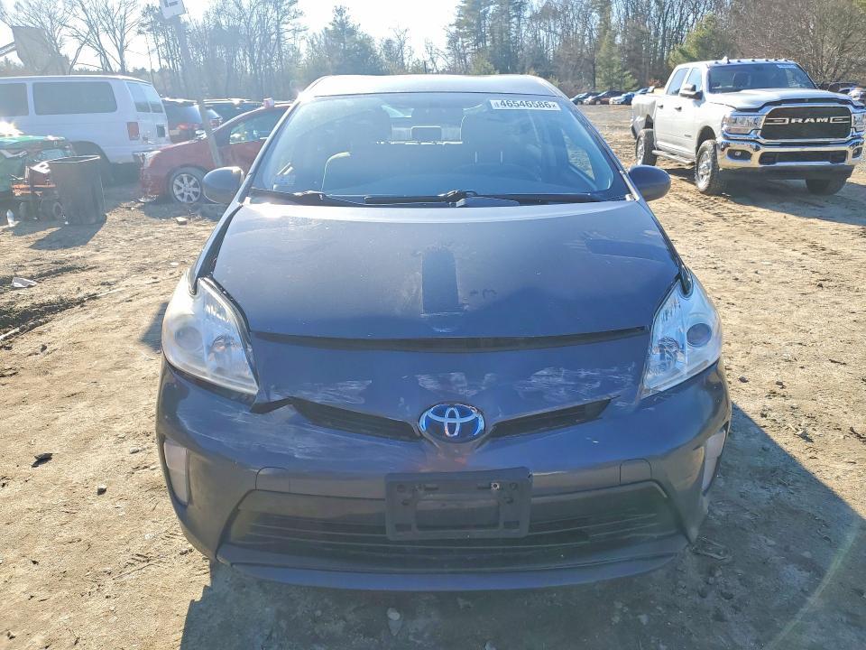 2015 Toyota Prius two