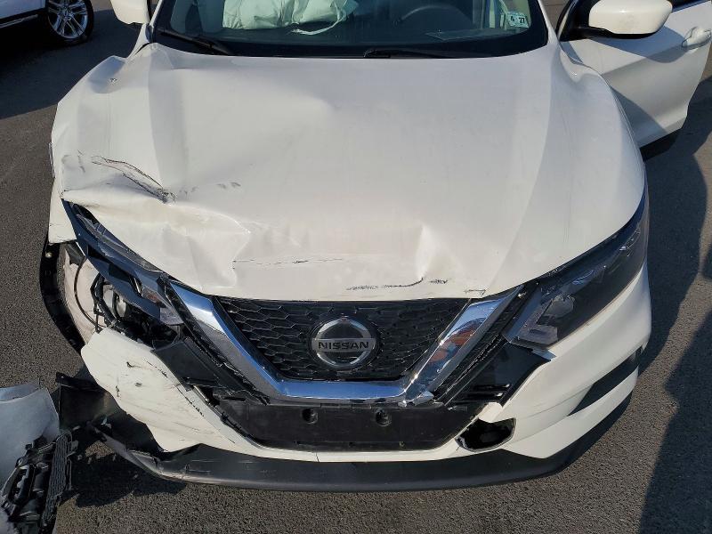 2022 Nissan Rogue Sport s