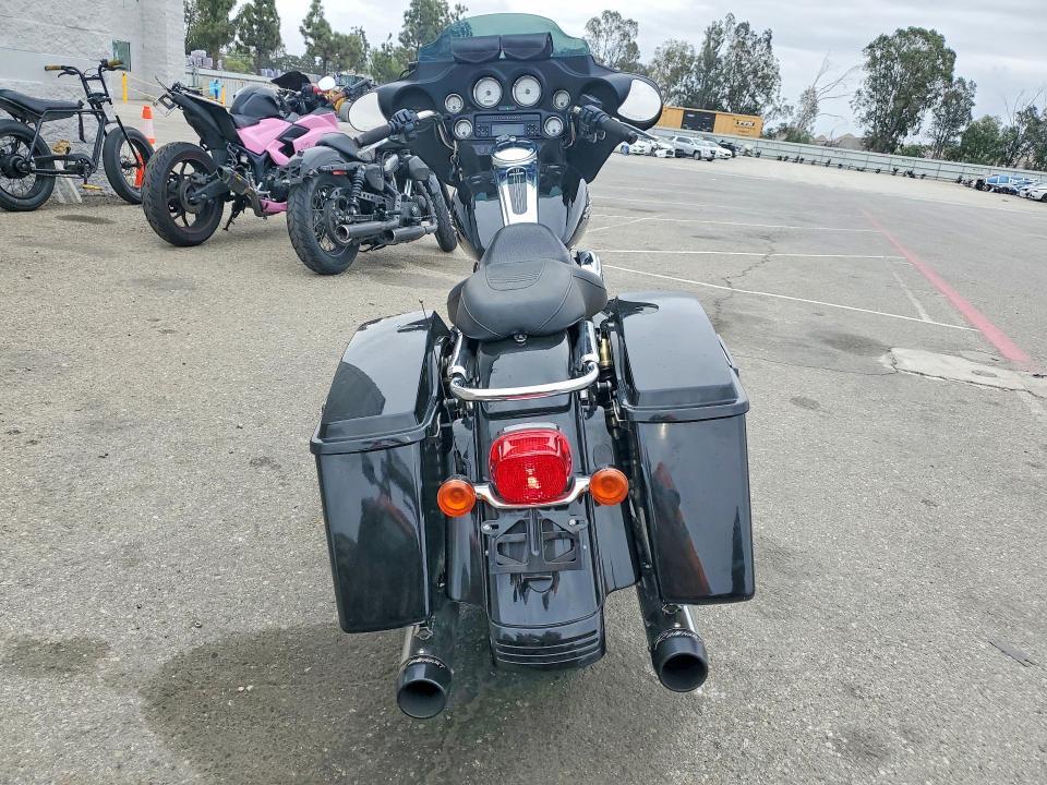 2007 Harley-Davidson Flhx California