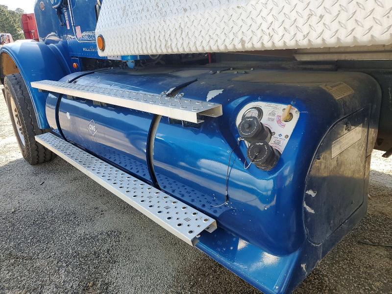 2015 Peterbilt 365 Dump Truck