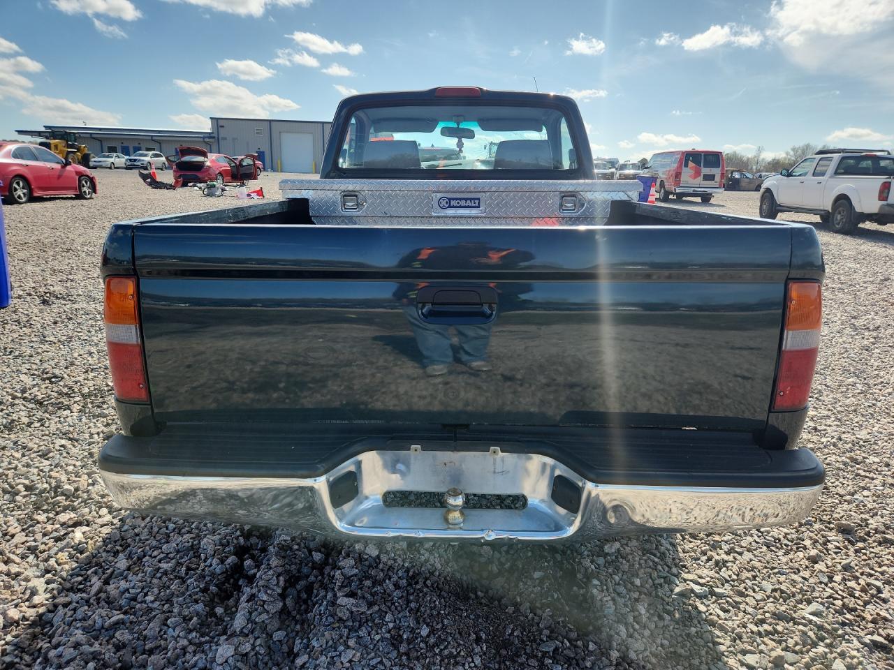 1998 Toyota Tacoma Base