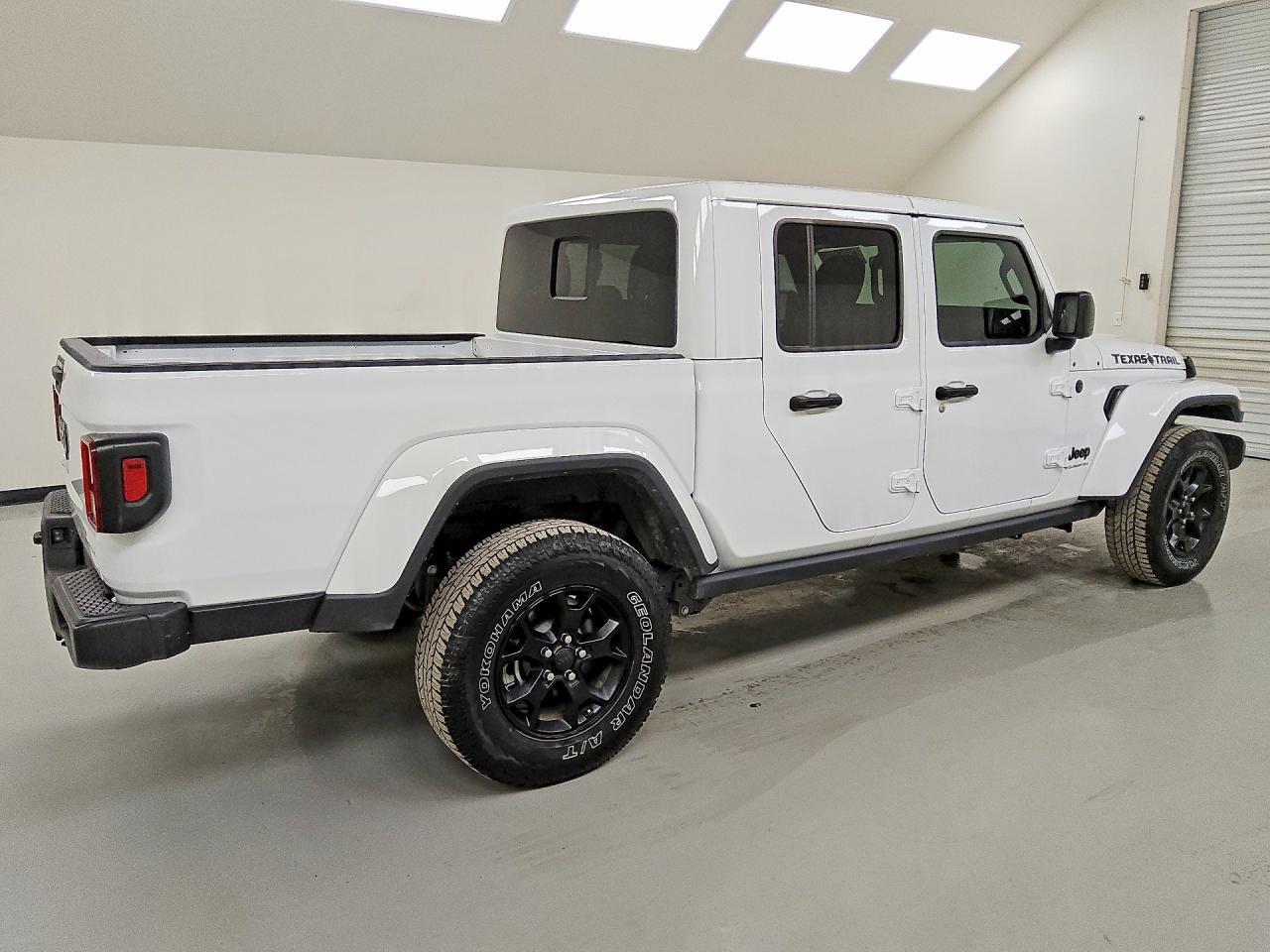 2024 Jeep Gladiator Sport