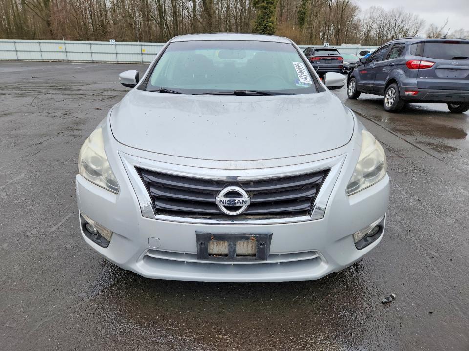 2013 Niss Altima 2.5 sv