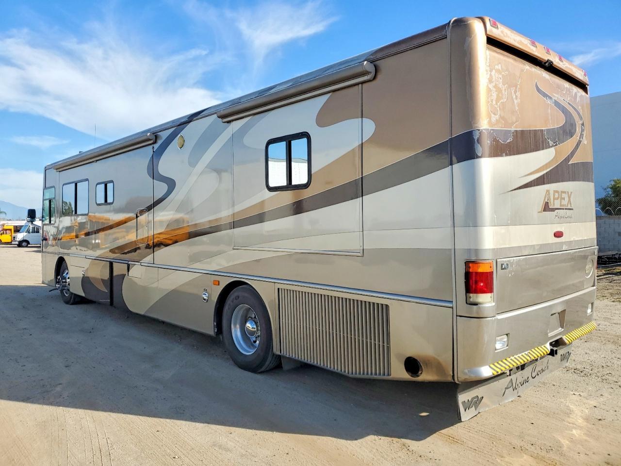2006 West Texas 2006 Western Alpine Coach Motorhome Recreational V