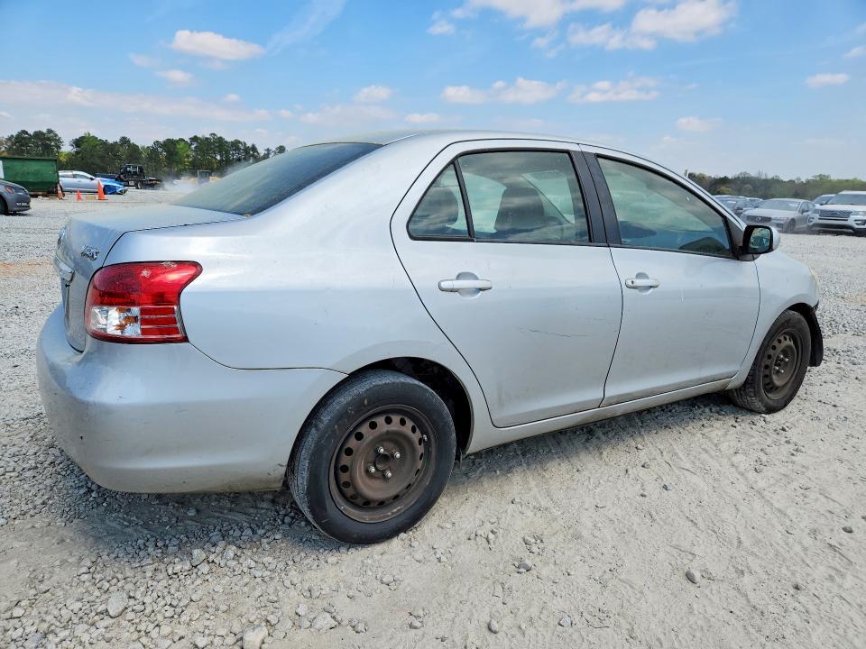 2010 Toyota Yaris Base