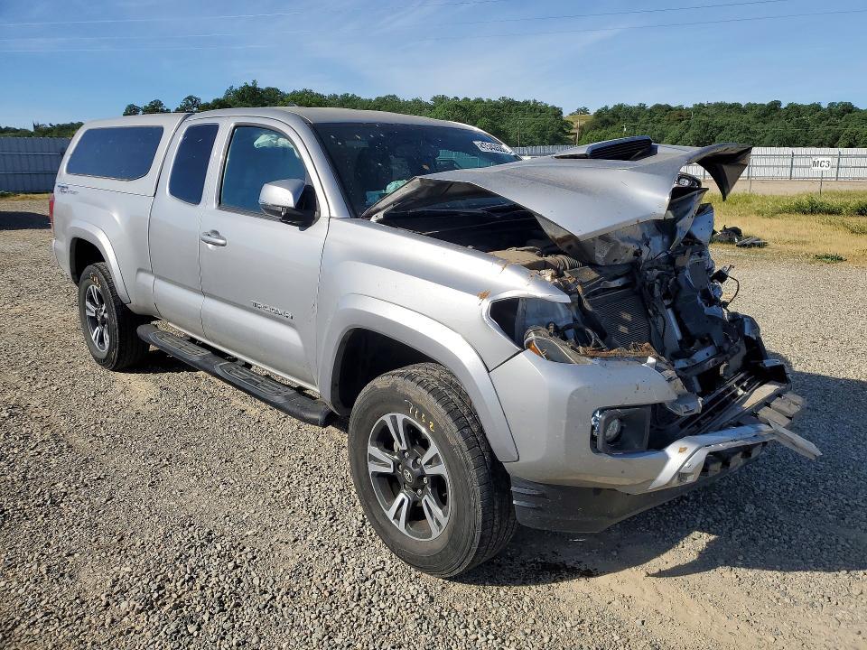 2016 Toyota Tacoma TRD Sport