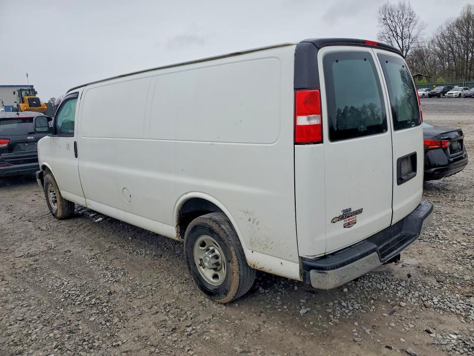2017 Chevrolet Express 2500