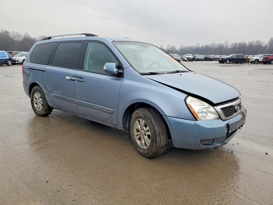 2011 KIA Sedona lx