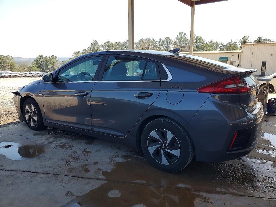 2018 Hyundai Ioniq Hybrid sel