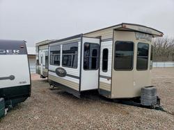 Foresriver Villa Vehiculos salvage en venta: 2016 Foresriver 2016 Forest River Villa Camper