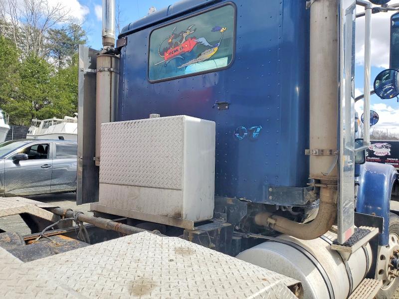 2001 International DF597 Dump Truck