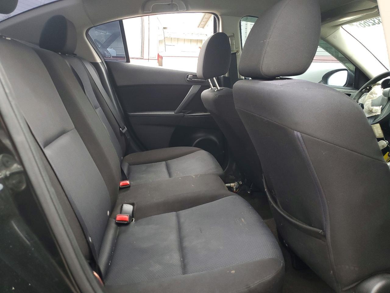 2010 Mazda 3 I