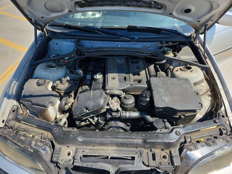 2004 BMW 325 i