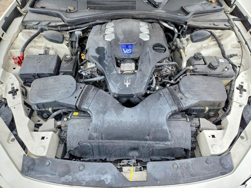 2016 Maserati Ghibli s