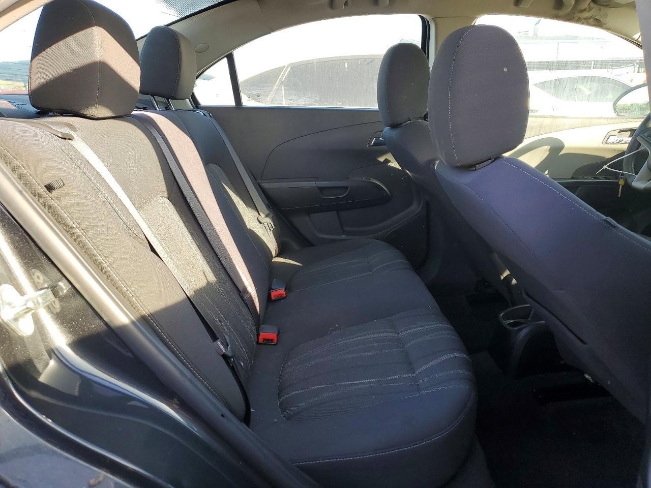 2016 Chevrolet Sonic lt