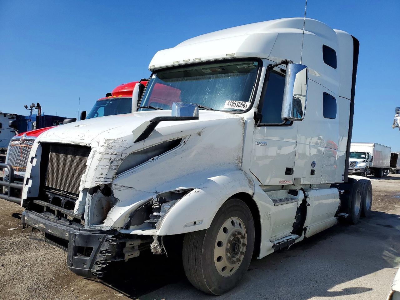 2021 Volv O VNL Semi Truck