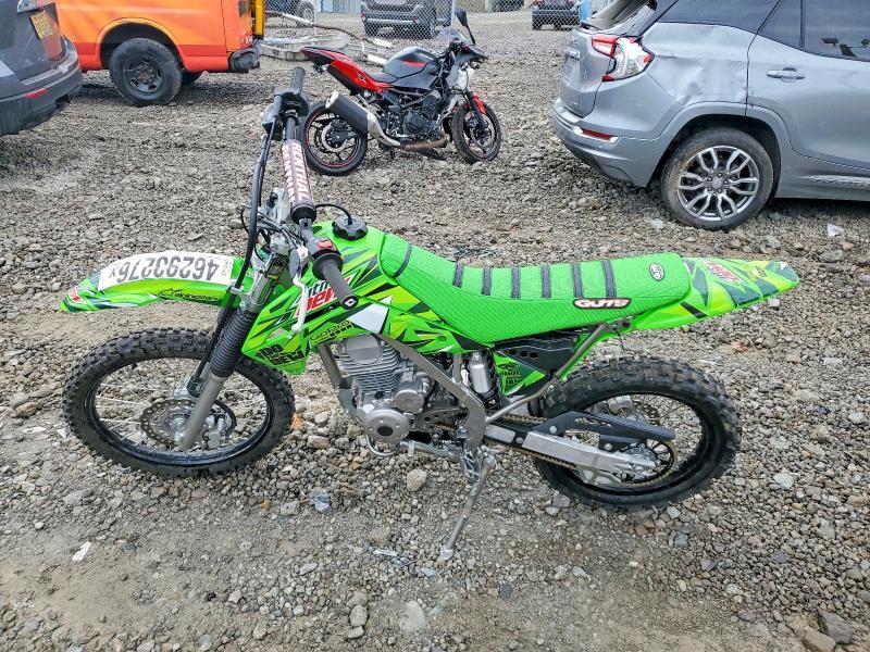 2025 Kawasaki KLX140 B
