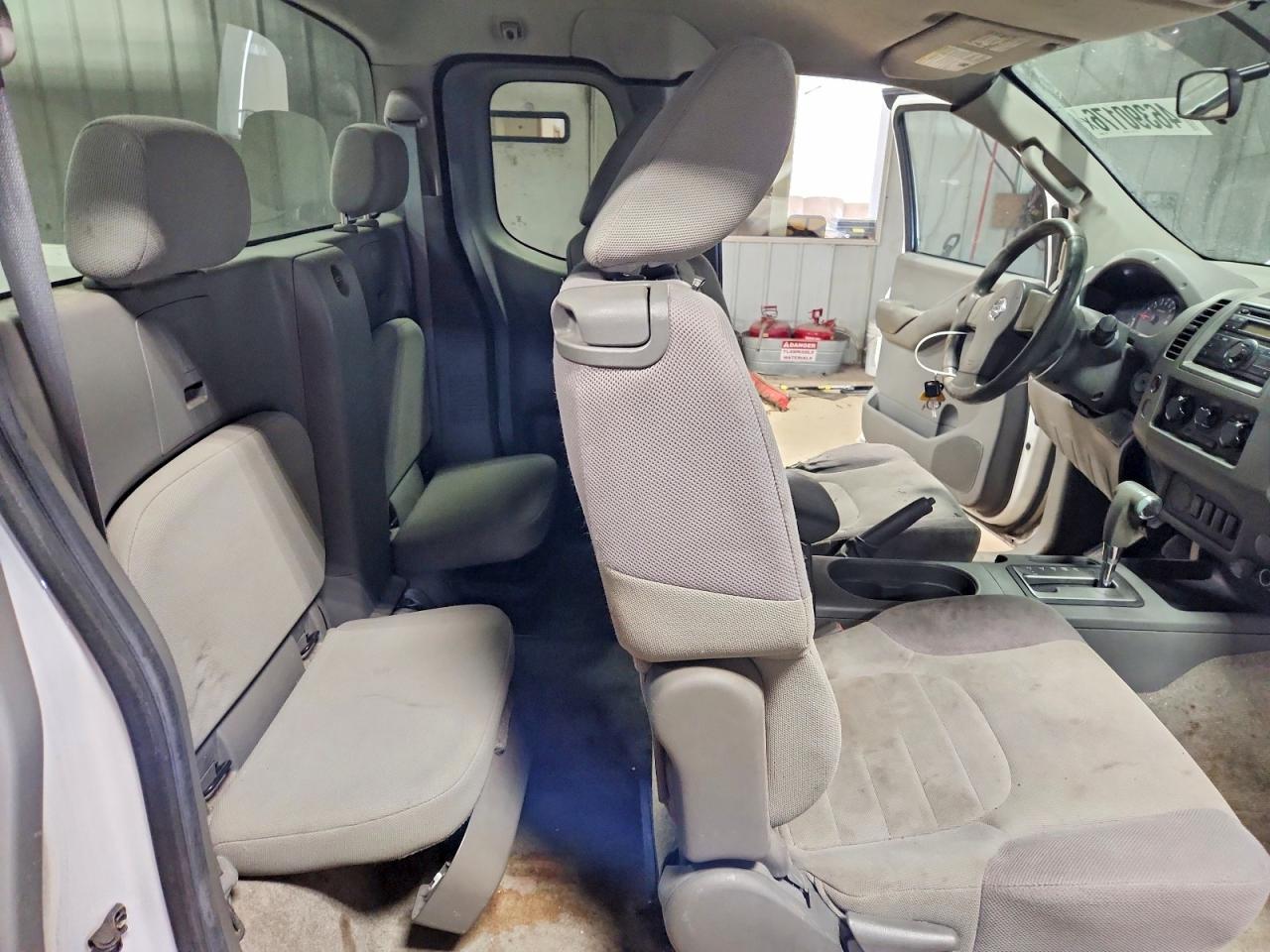2012 Nissan Frontier S